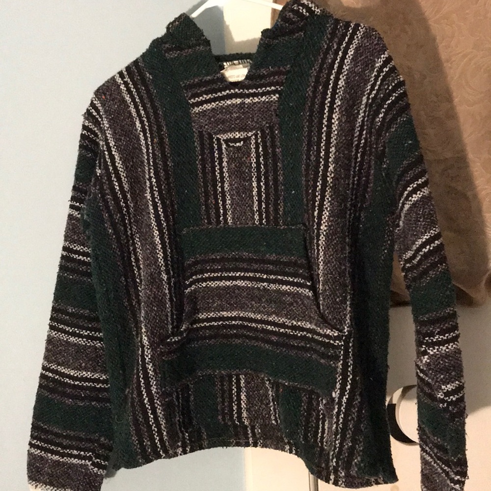 DRUG RUG/PONCHO